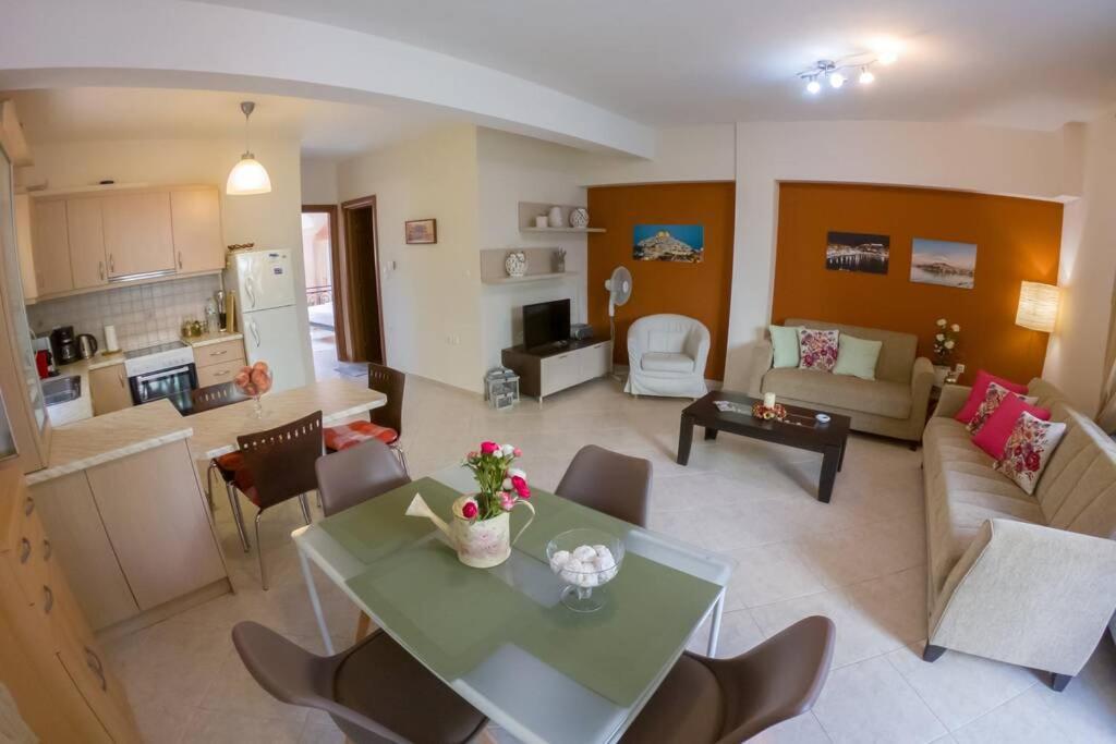 Relaxing Holidays In Nea Irakleitsa Nea Iraklitsa Екстериор снимка